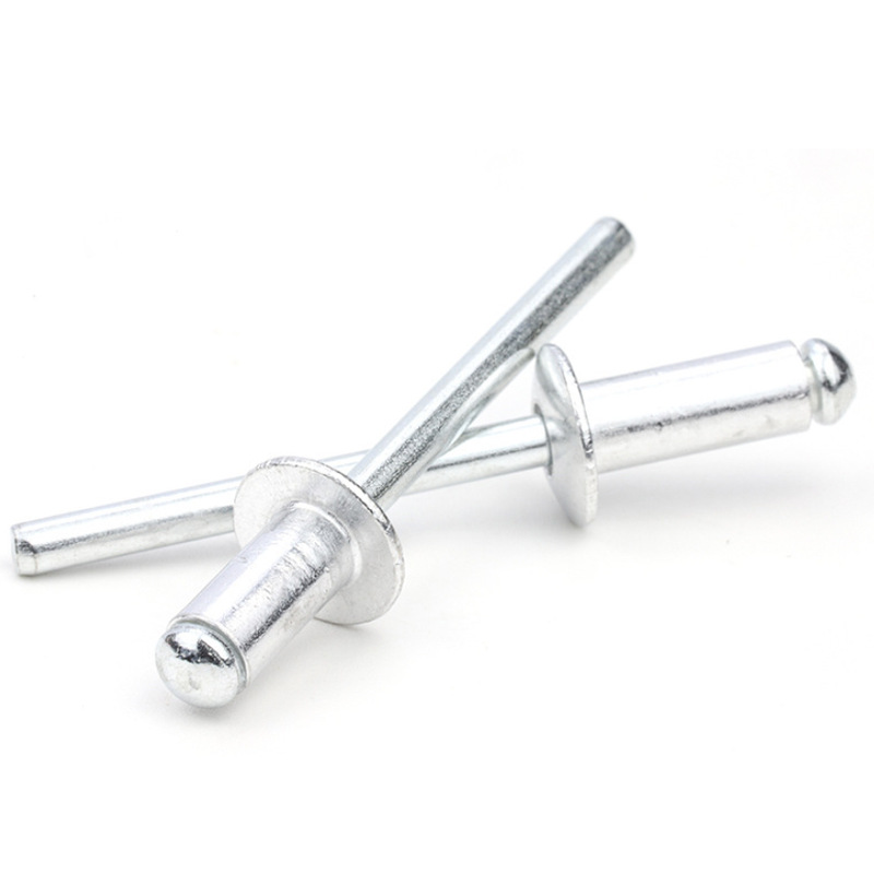 Jednostranný stahovací nýt s jádrem